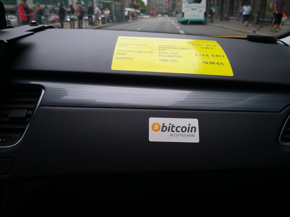 taxi ở Tallinn, Estonia