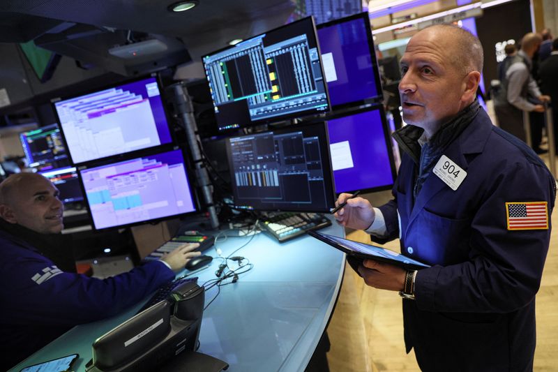 Wall St gains as Best Buy calms fears of dull holiday season