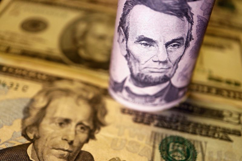Dollar tentative as investors await Fed minutes