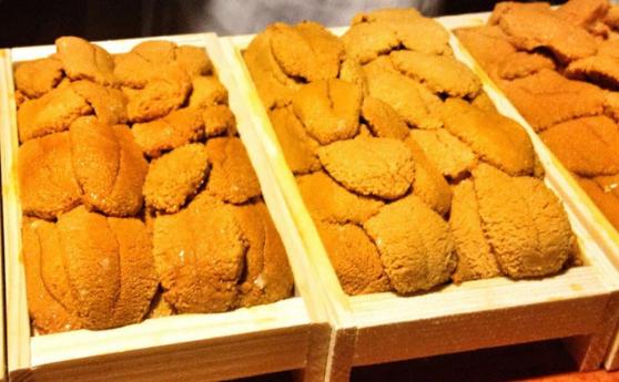 Trứng nhum biển Nhật Bản cho giới nhà giàu Việt, giá siêu đắt đỏ