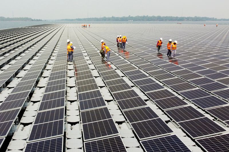 U.S. says solar imports from four Southeast Asian countries were dodging China tariffs