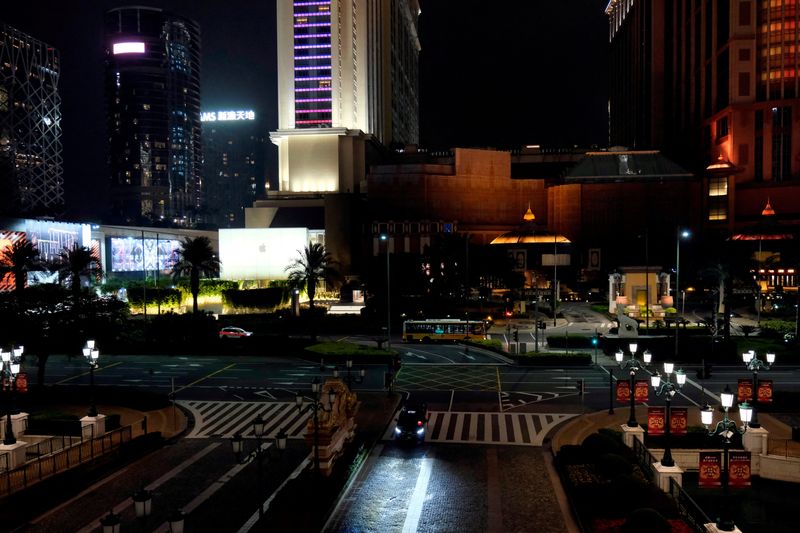 Macau casinos to invest $15 billion over next 10 years, mostly on non-gaming