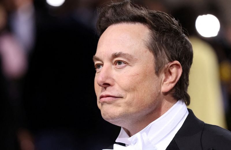 Musk poll shows 57.5% want him to step down as Twitter chief