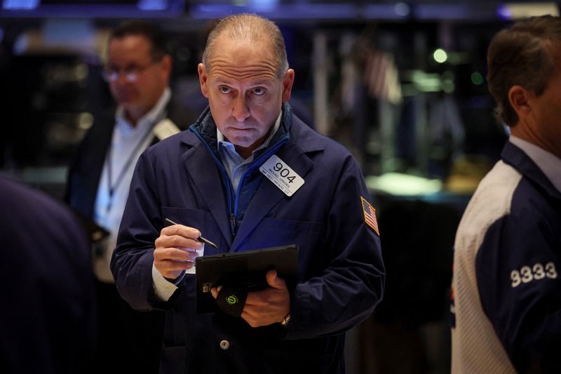 S&P 500 deepens losses as rising Treasury yields blunt tech