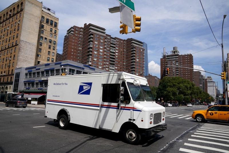 U.S. Postal Service to announce significant increase in EV purchases -- source