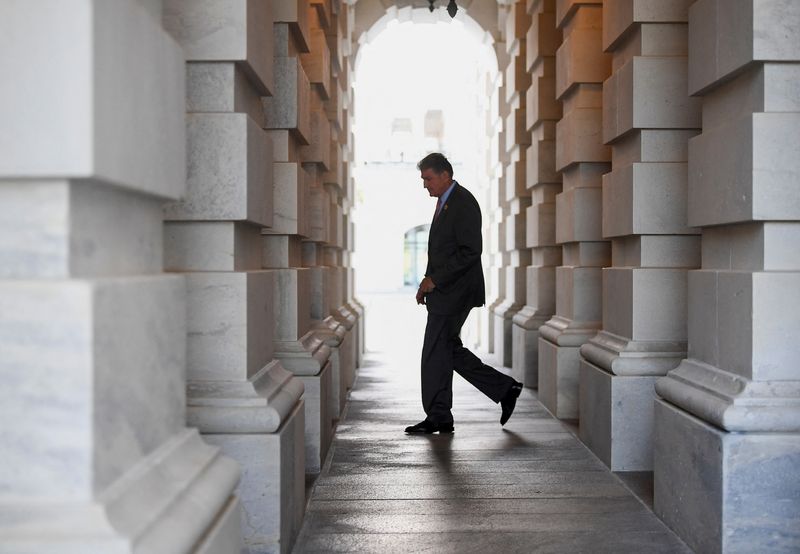 Senator wants U.S. to pause implementation of new electric vehicle tax credits