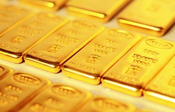 Giá vàng hôm nay 5/1: Giá vàng tiếp tục tăng mạnh ở mức cao nhất trong 7 tháng