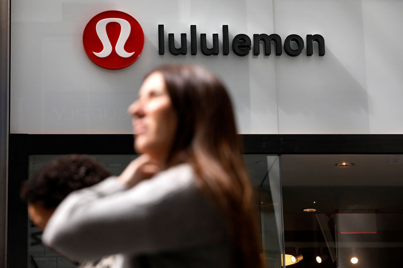 Lululemon Athletica drops 10% on expectations margins will further contract in Q4, analysts disappointed