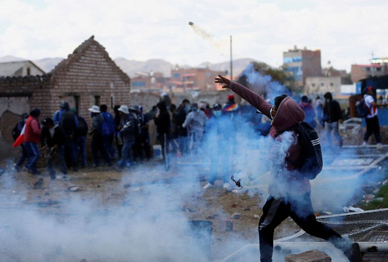 Peru's mining south, rocked by violence, braces for 'endless battle'