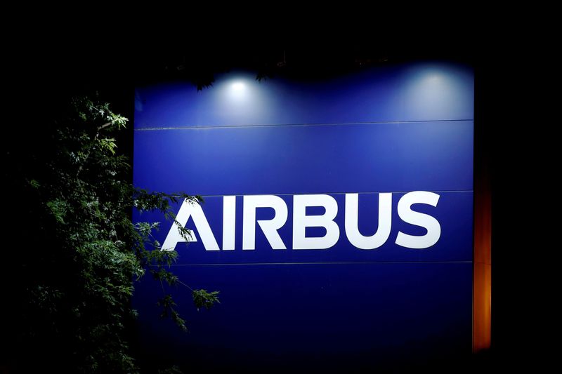 Airbus maintains jetmaker top spot despite missing goal