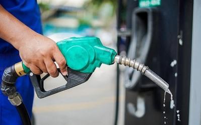 Giá xăng giữ nguyên, giá dầu diesel giảm từ 15h ngày 11/1