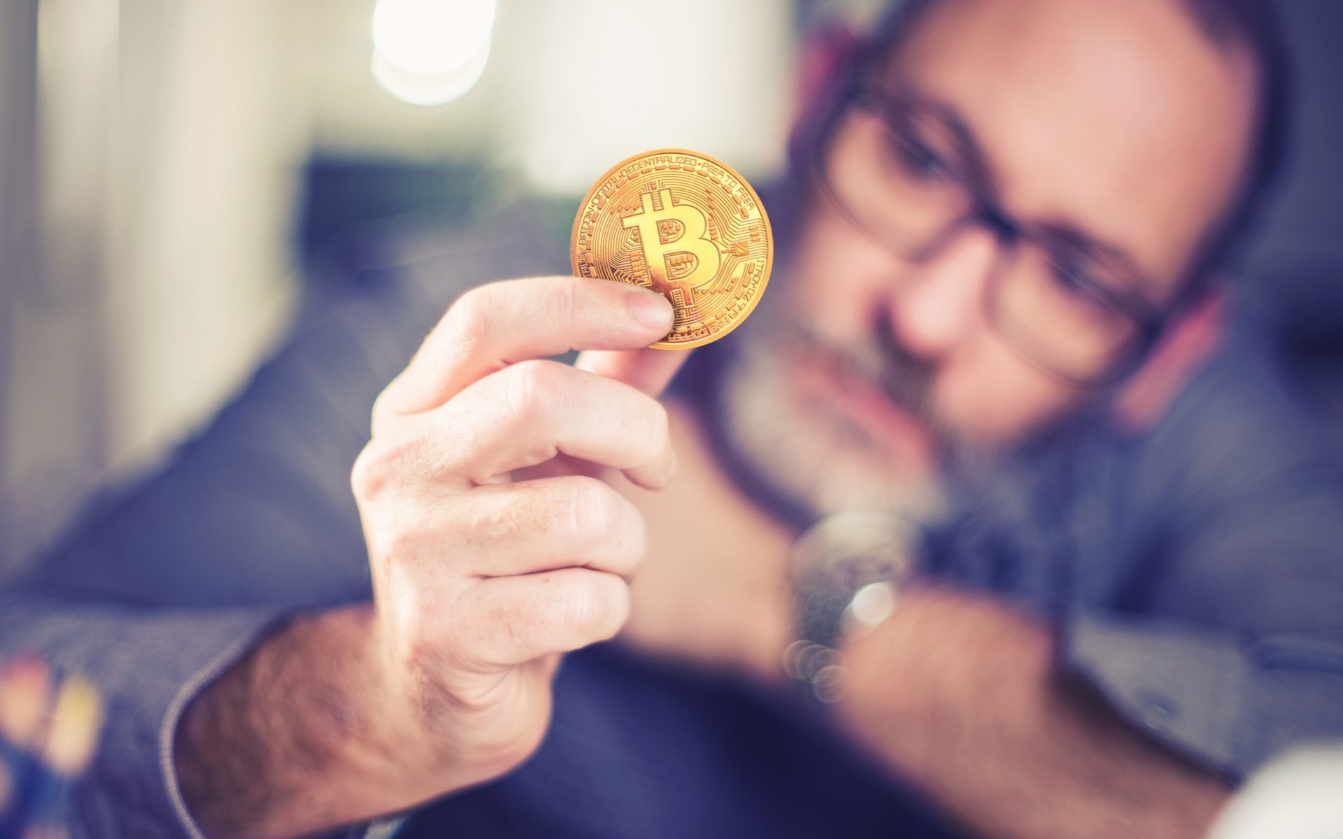 Bitcoin phục hồi lên lại ngưỡng $8,100, tăng đến $1,200 chỉ trong 24 giờ