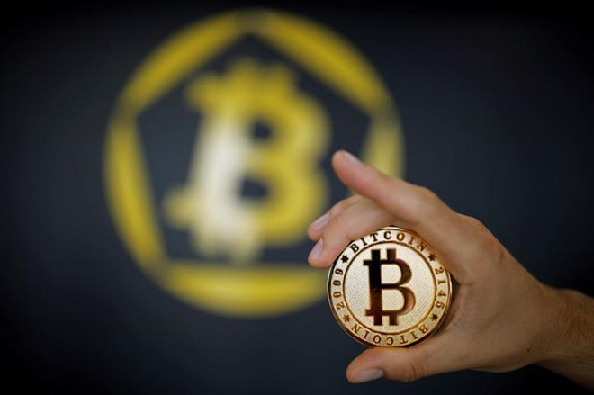Đào bitcoin cần đến một lượng điện năng lớn và quá trình này cũng tạo ra lượng khí thải carbon khổng lồ /// Ảnh: Reuters