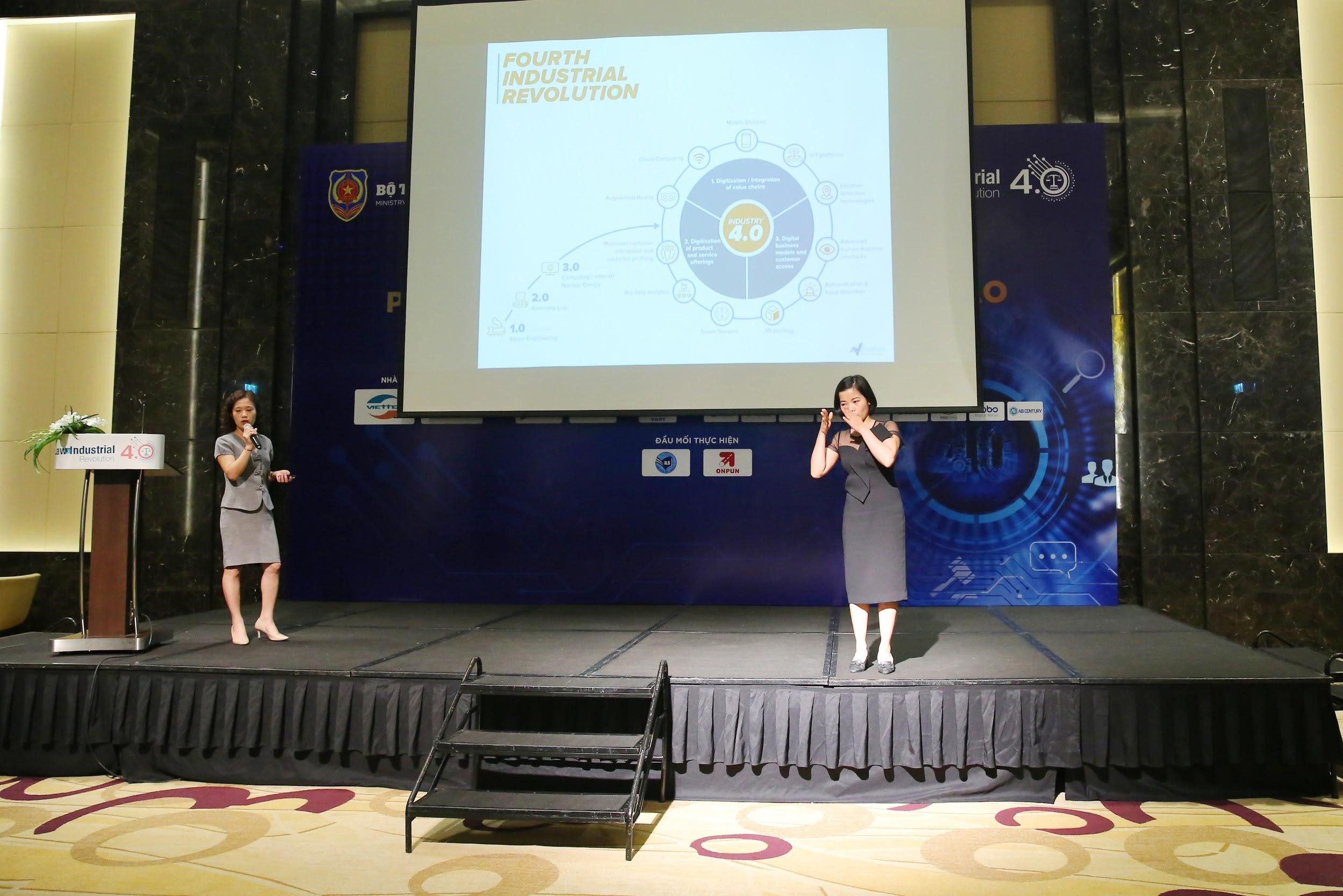 Cryptocurrency Exchange cũng là một đề tài được trao đổi sôi nổi tại buổi tọa đàm với sự tham gia của đại diện sàn giao dịch Vinakon.
