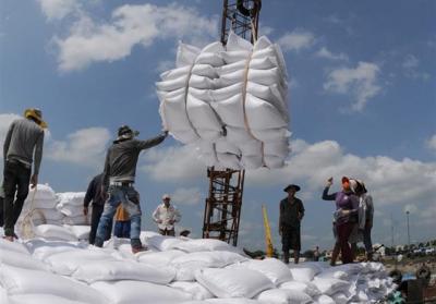 Hàng trăm ngàn tấn gạo nhập khẩu từ Ấn Độ tiêu thụ ở đâu?