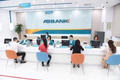 Thu ngoài lãi tăng mạnh, ABBank báo lãi trước thuế quý 2 gấp 2.8 lần