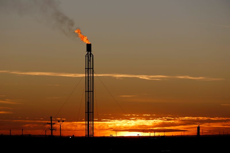 Most flares from Texas Permian oil drilling lack permits -study