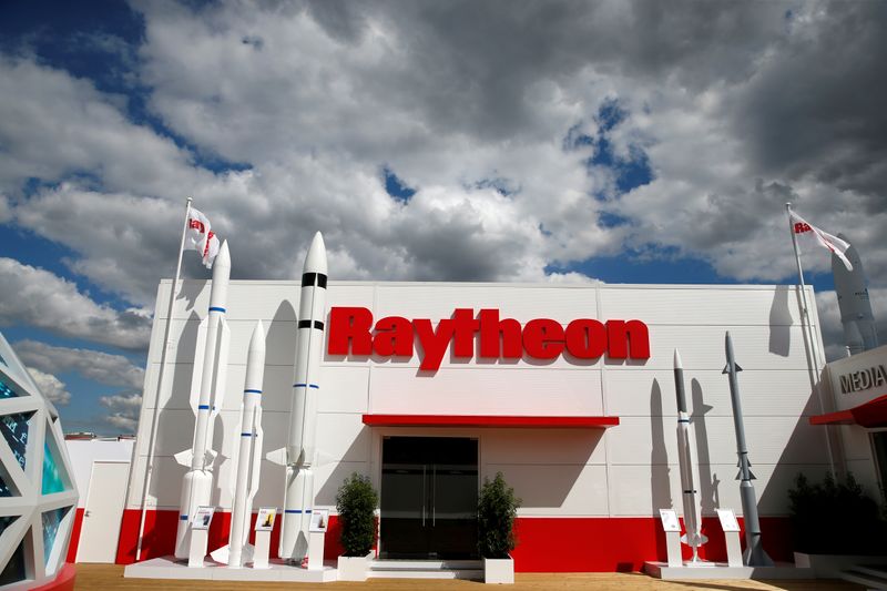 Raytheon requires U.S. workers get COVID-19 vaccination