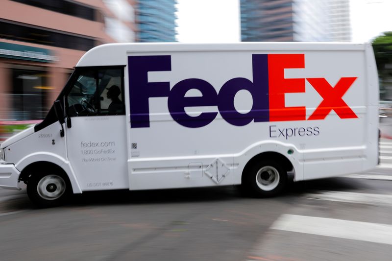 FedEx labor shortfall hits quarterly profit, earnings forecast