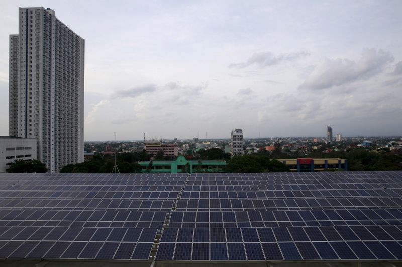 Southeast Asian nations tout green power links ahead of COP26