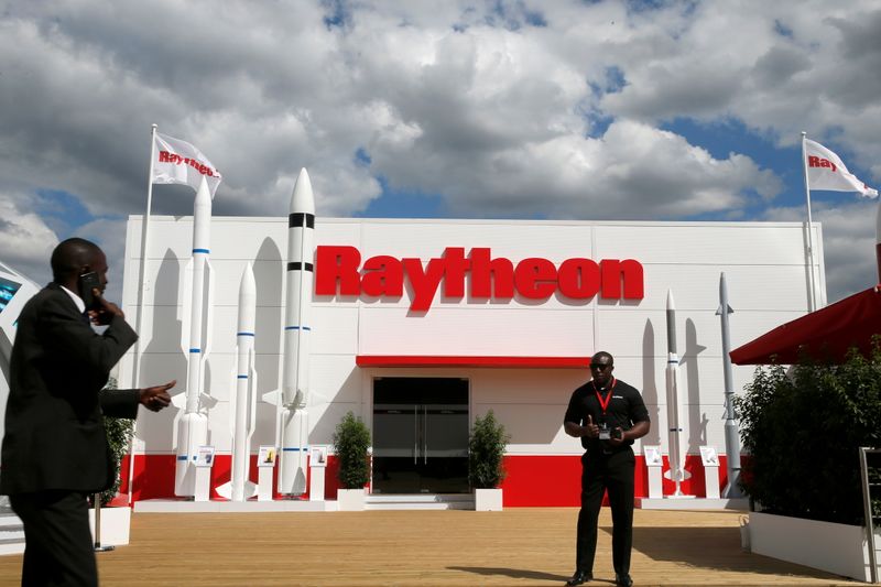 Raytheon warns of worker losses as companies impose vaccine mandate
