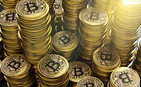 Đồng bitcoin đang gây “sốt” trên thị trường khiến nhiều người vẫn như con “thiêu thân”.