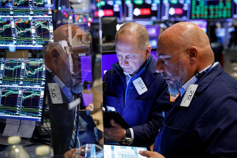 S&P500 tăng khi Tesla và các cổ phiếu công nghệ tăng mạnh