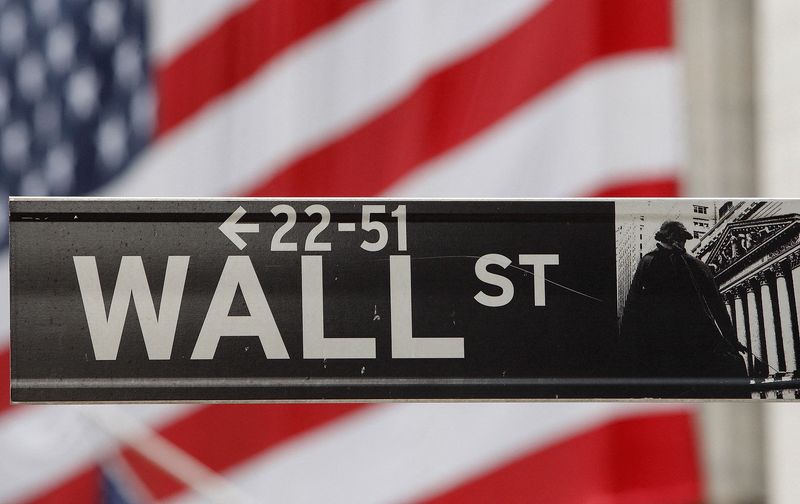 Wall St eyes mixed open as tech stocks still weak, banks rally