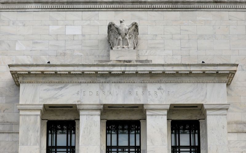 Investors shun U.S. Treasuries, stockpile cash - BOFA