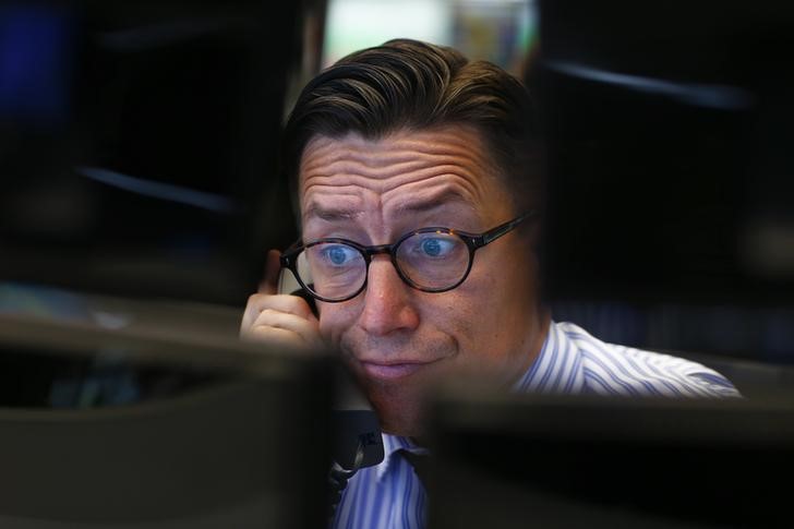 Chứng khoán tương lai Mỹ ổn định sau khi Nasdaq giành lại 2% điểm