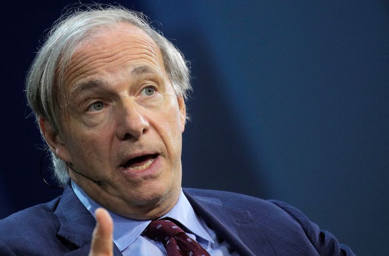 Bridgewater's Ray Dalio advises being underweight cash due to inflation environment