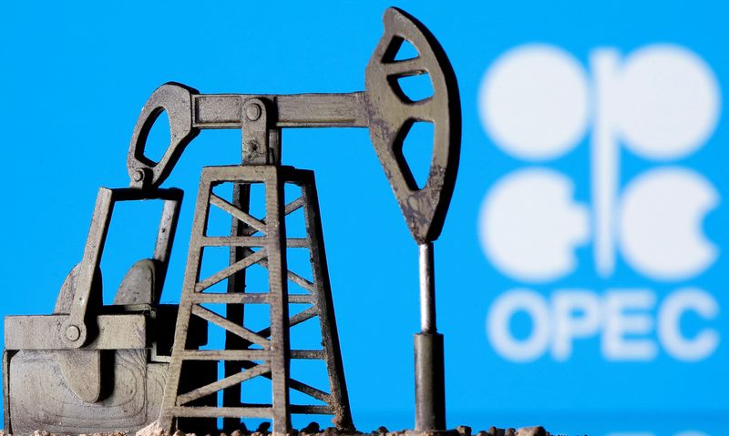 Oil nears $84 as Omicron impact expected to be short lived
