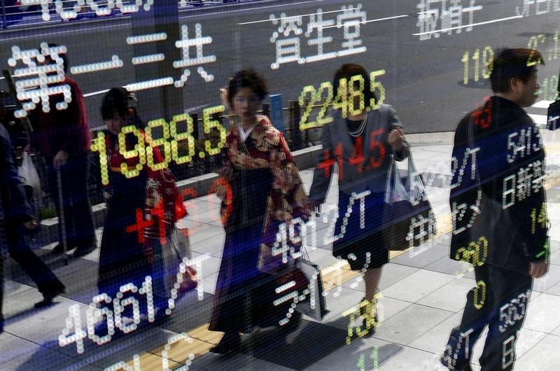 Asian Stocks Up, China Releases Inflation Data