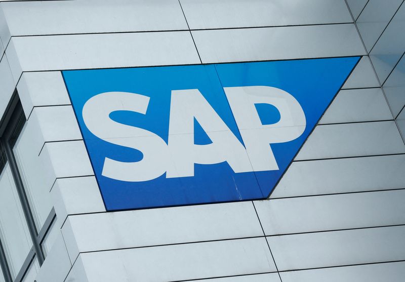 SAP reports 28% jump in Q4 cloud revenue as more customers shift to cloud