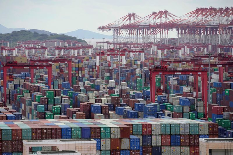 China's exports and imports grow more slowly in December