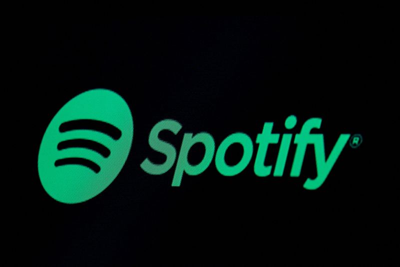 Joe Rogan apologizes, Spotify to add advisory to COVID podcasts