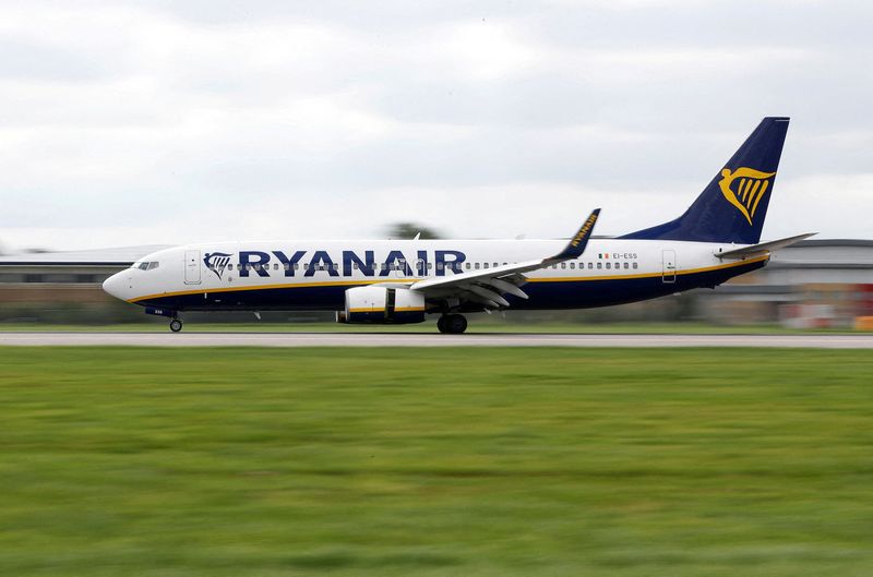 Ryanair sees very strong summer if no COVID setback