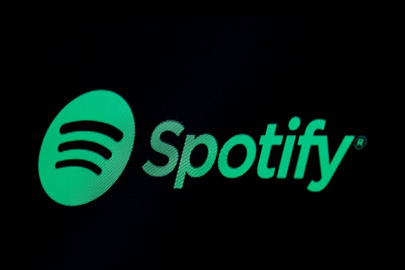 Joe Rogan apologizes after backlash hits Spotify shares