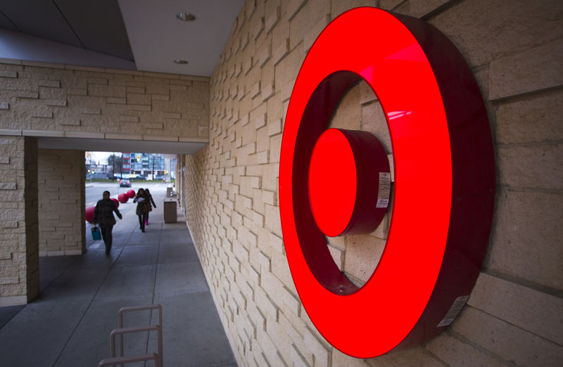 Thị trường ngày mới: Shell, báo cáo thu nhập của Salesforce và Target